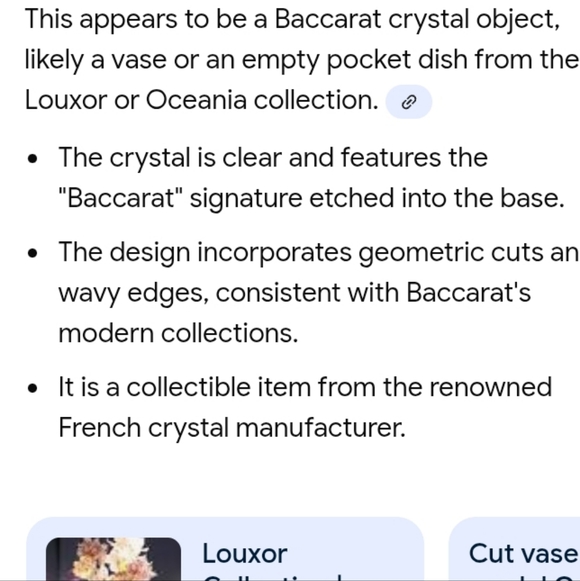 Baccarat Clear and Dark Green Glass Vase - Picture 15 of 16